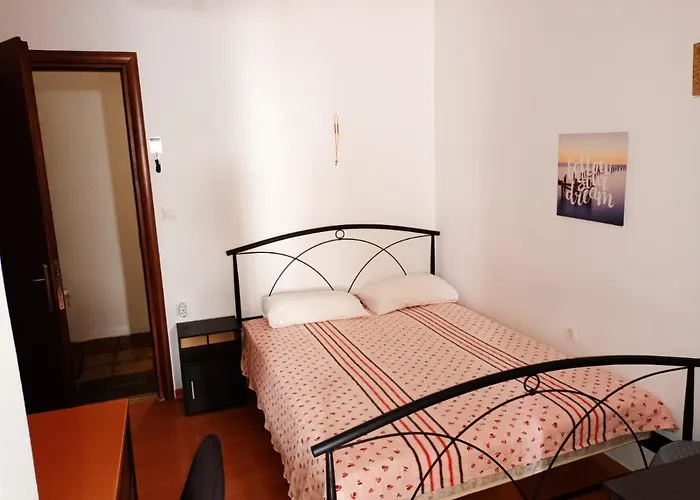 Irinis Lägenhet Rhodes City